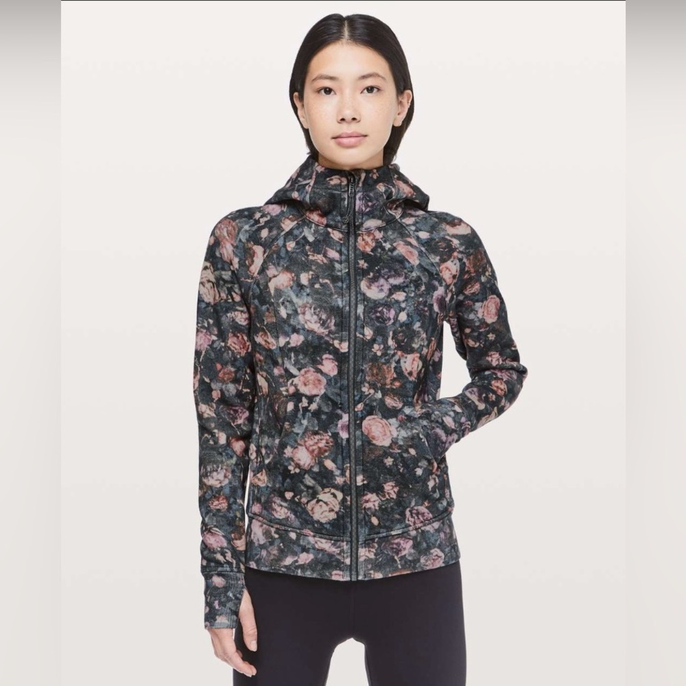Lululemon Scuba Hoodie *Light Cotton Fleece
Frosted Rose Multi Size 8 Jacket